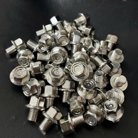 Ốc 10li trụ mẫu M3 và mẫu Thái inox304