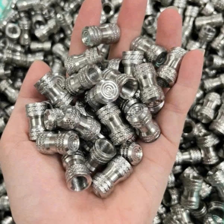 Cặp van vòi Inox 304 mẫu Thái dành cho các loại xe